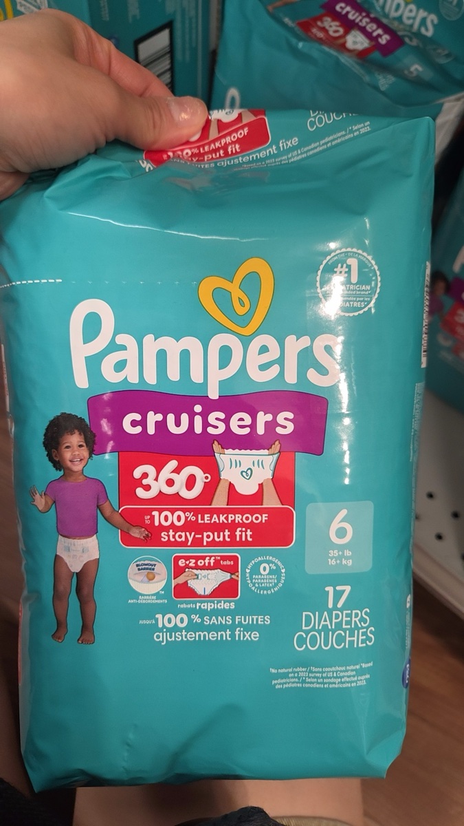 ハワイのロングスで購入したパンツタイプのおむつ、パンパース クルーザーズのパッケージ